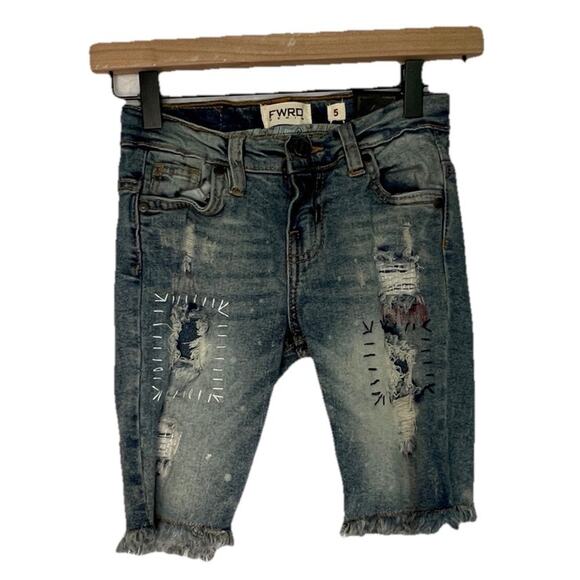 FWRD DENIM shorts boys Fit: NOIR size 5 Bermuda - Picture 1 of 9